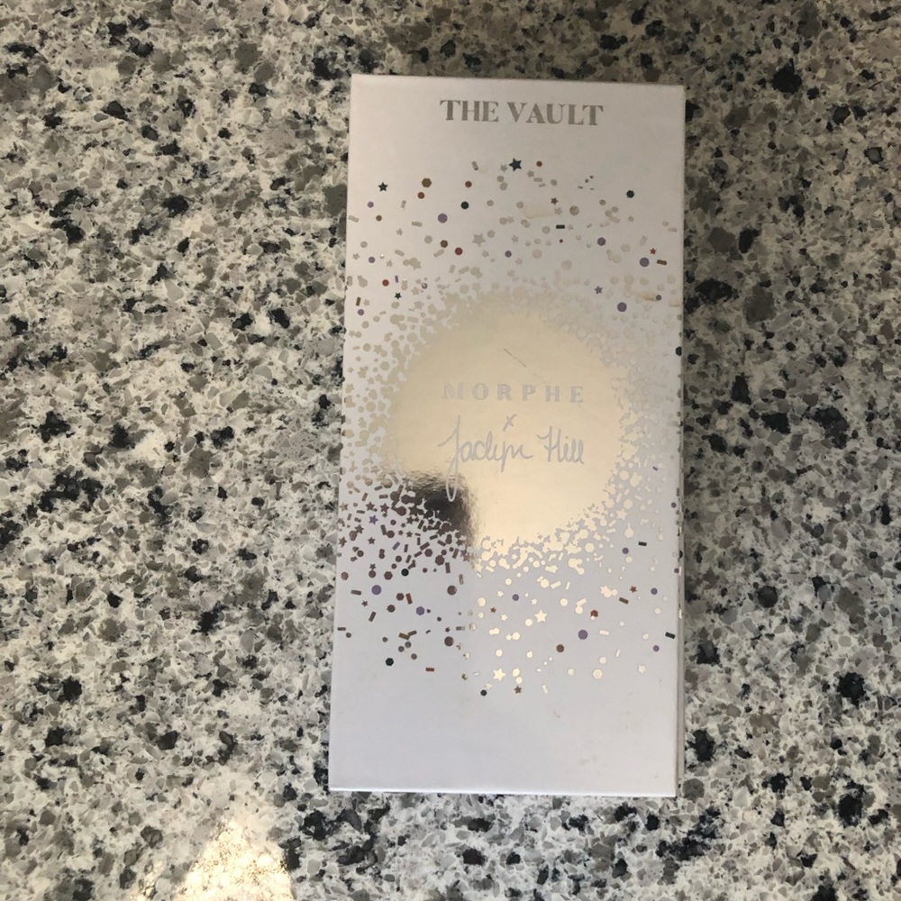 ❌❌SOLD❌❌Morphe Jaclyn Hill Vault collection